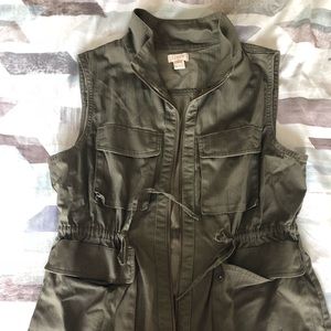 Green cargo vest